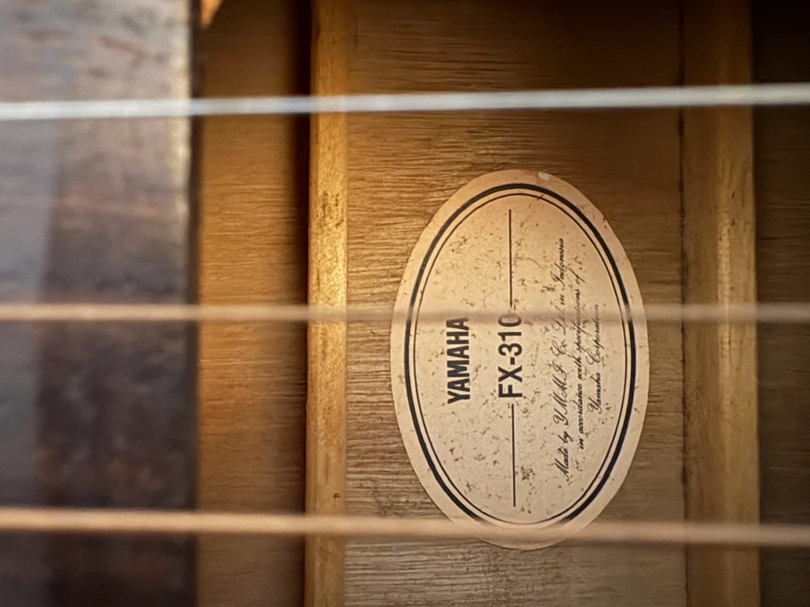 Yamaha FX-310 Acoustic-Electric Guitar