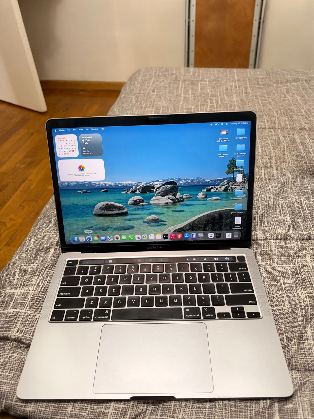 2020 Apple MacBook Pro 13-inch