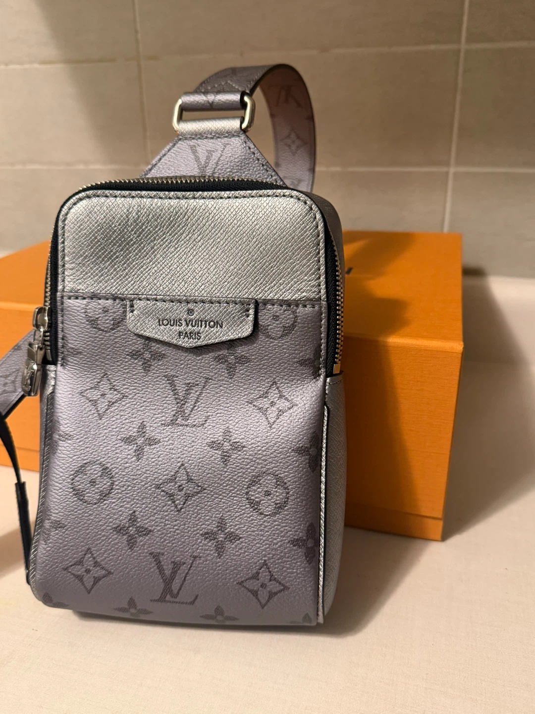 Louis Vuitton Monogram Sling Bag - photo 2