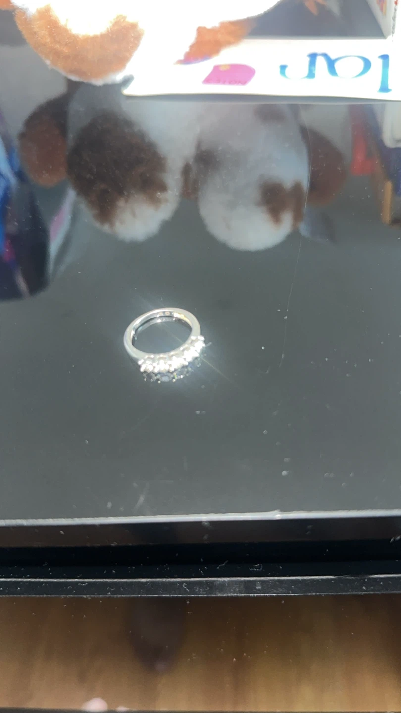 Macy's 14k White Gold 5-Stone Diamond Band - photo 2