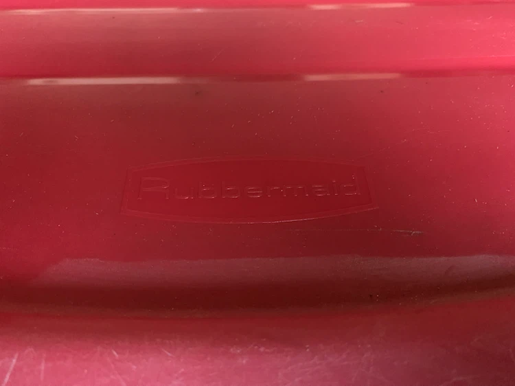 Rubbermaid Storage Bin - photo 2