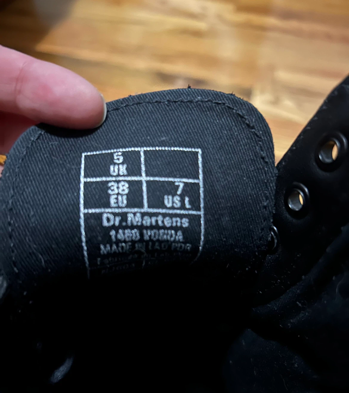 Doc Martens Rose Embroidered Boots (7) - photo 4