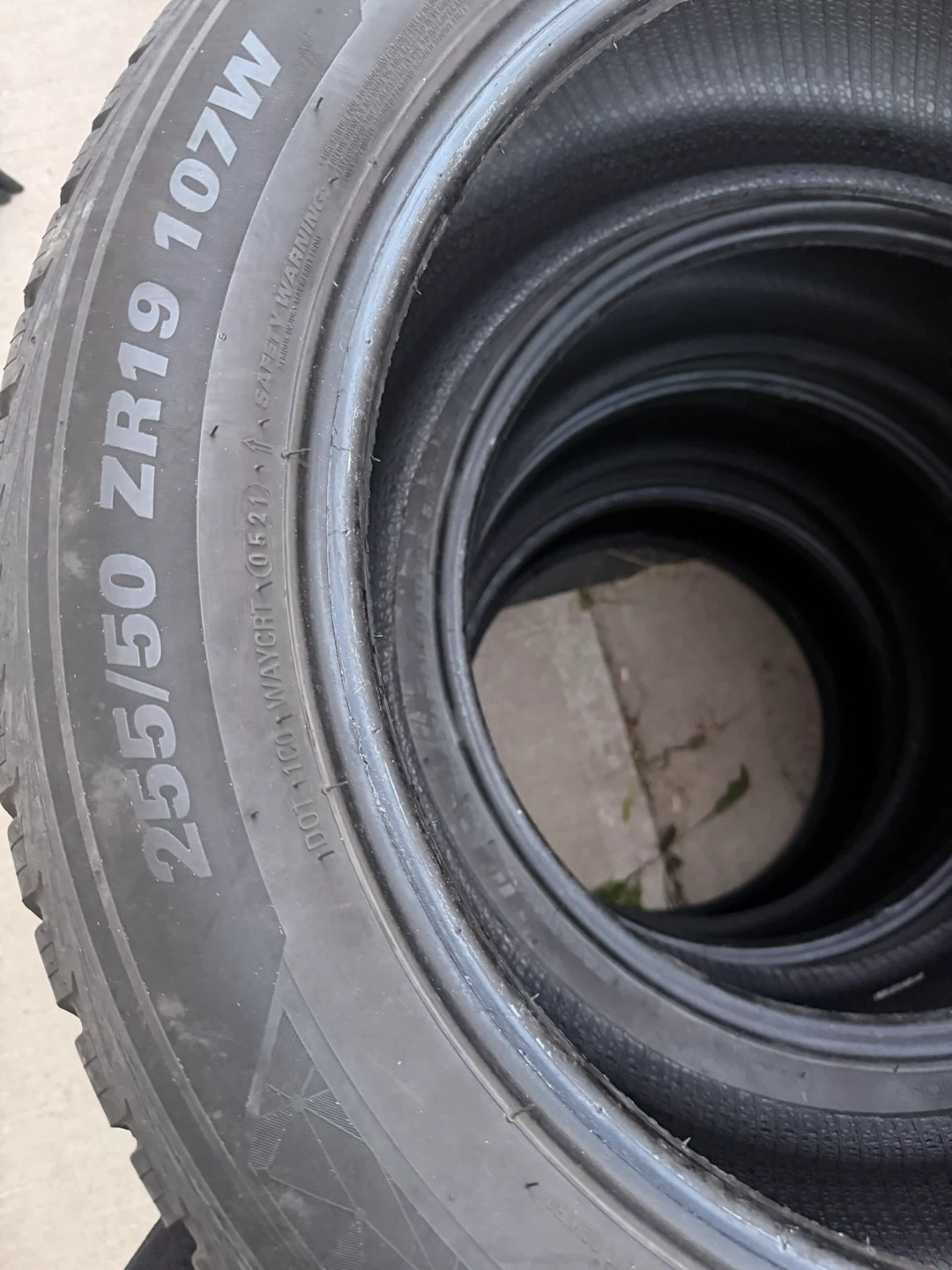 Set of 4 Kumho 255/50 ZR19 4Season Tires