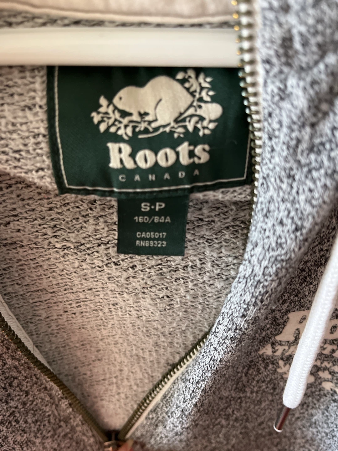 Roots Athletic Goods Hoodie and Sweatpants Set - Small - photo 4