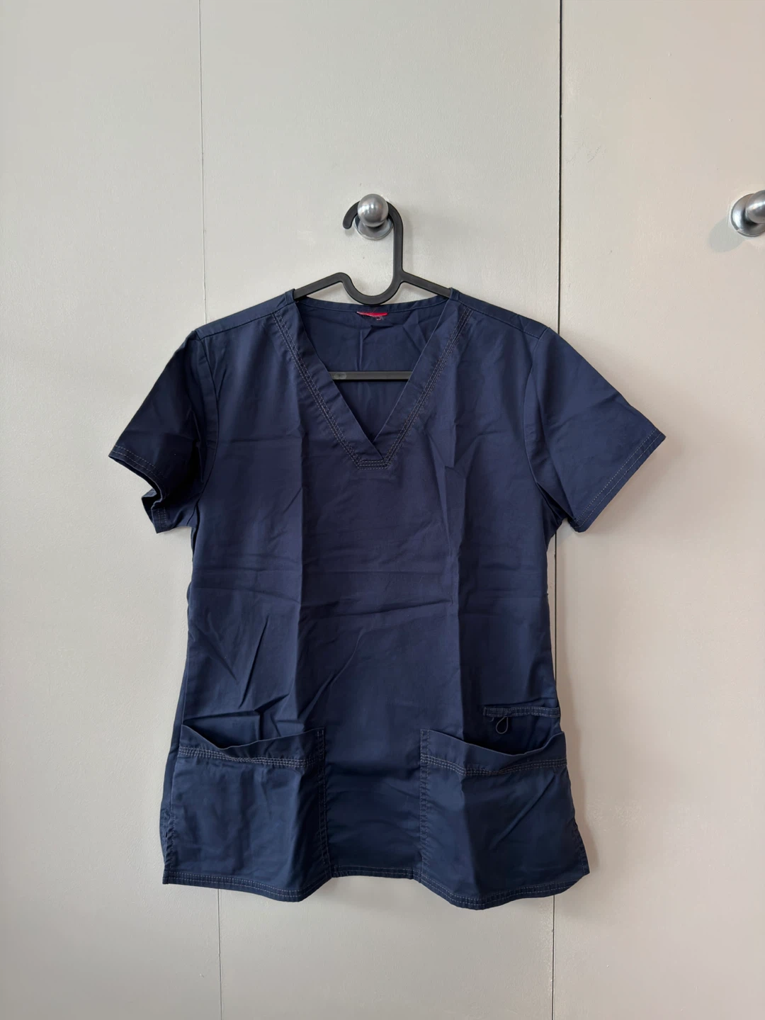 Dickies navy XS V neck scrub top - photo 3