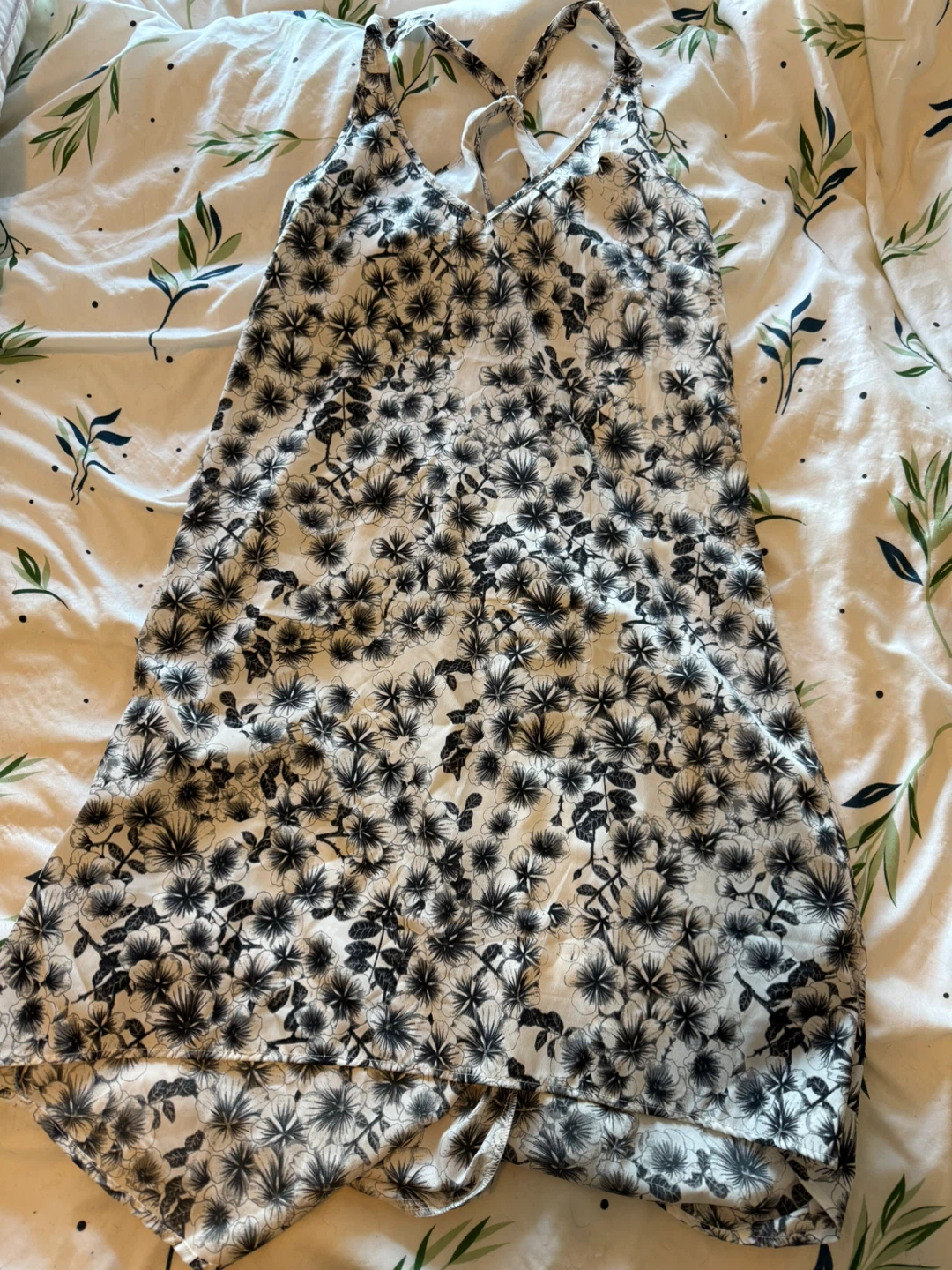 Black and White Floral Print Dress