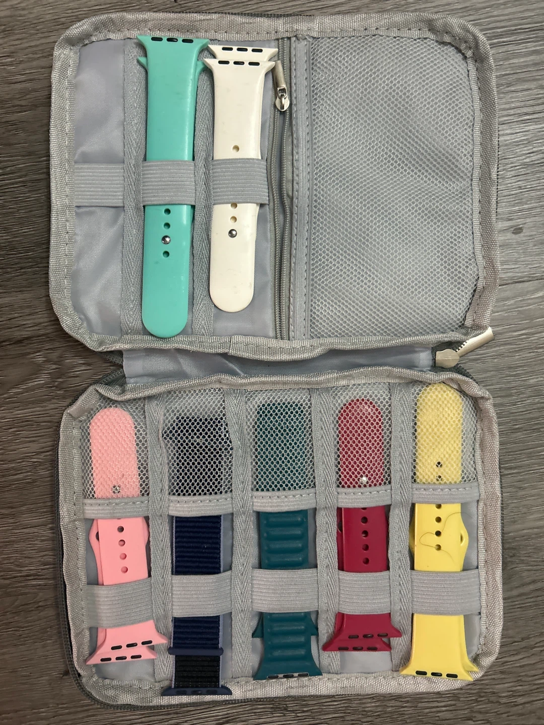 Smart Watch Band Organizer Case with 7 Straps