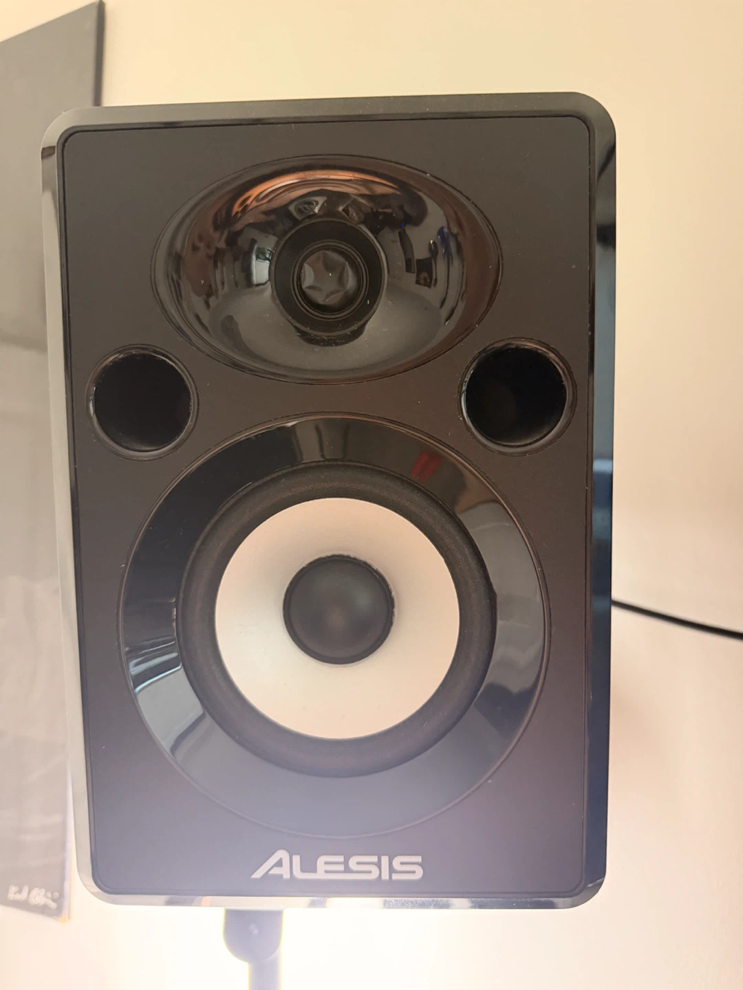Alesis Elevate 5 Studio Monitors - photo 3