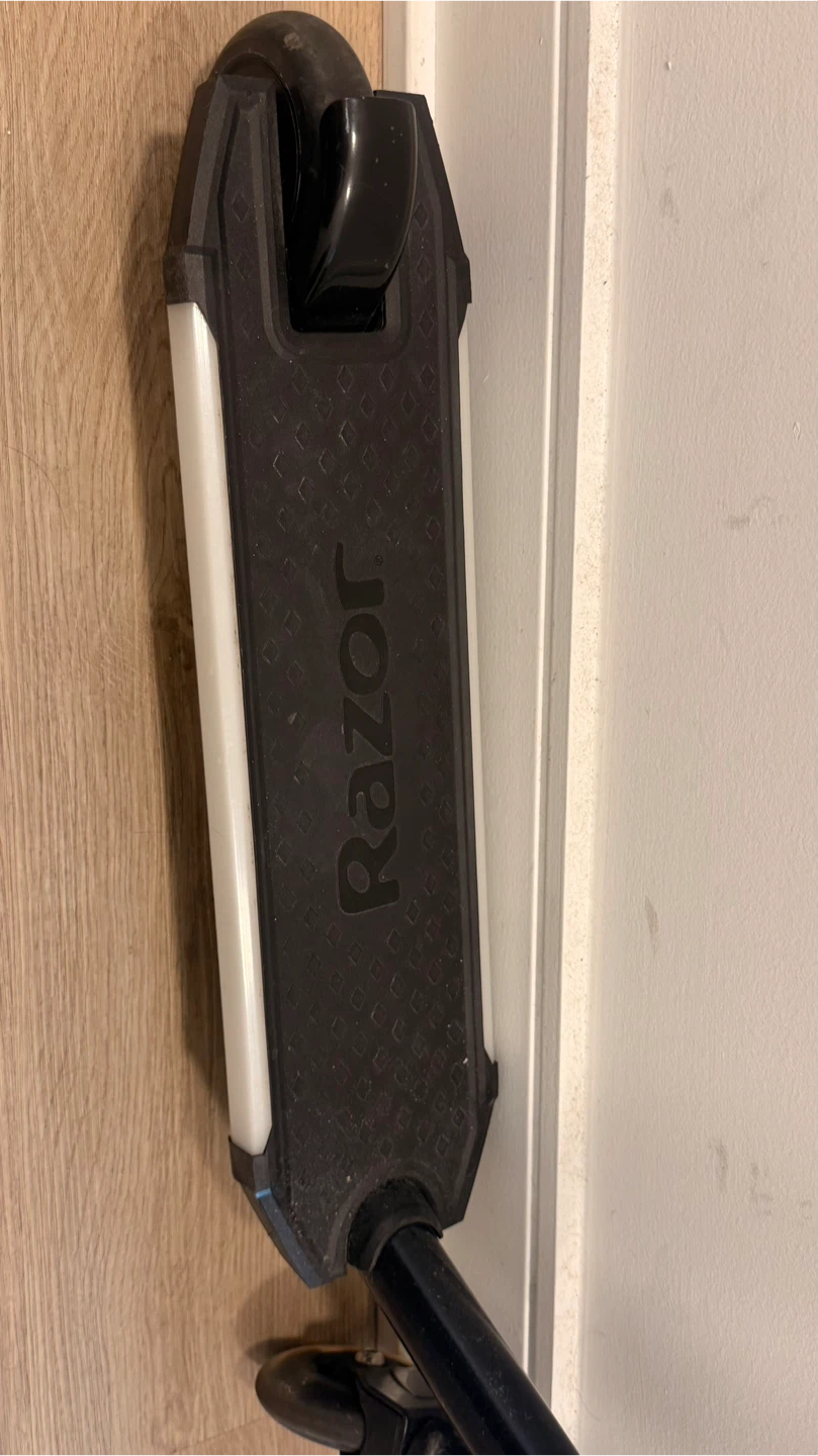 Razor Kick Scooter - photo 3