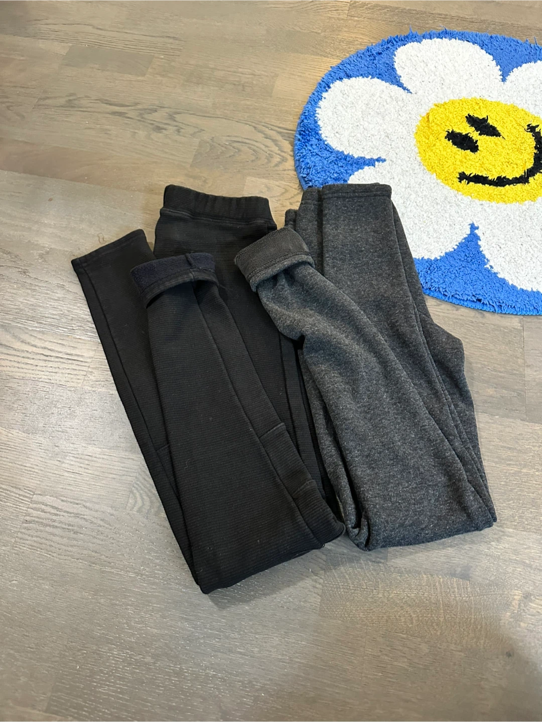 ❄️Two pairs of Van Ake fleece-lined leggings