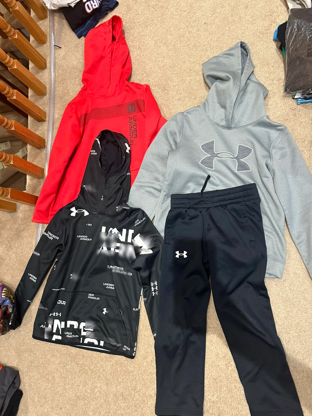 Under Armour Youth Clothing Bundle - Size YSM
