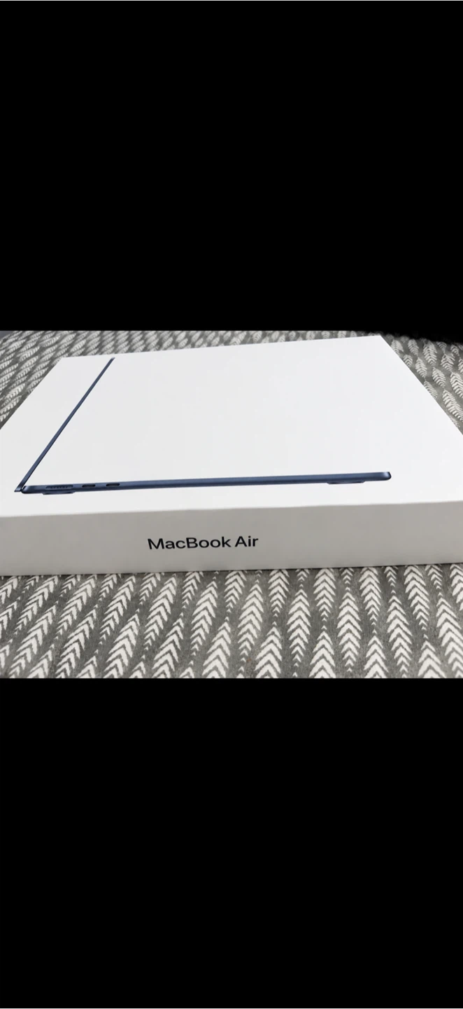 Apple MacBook Air 13-inch M3 16GB 512GB