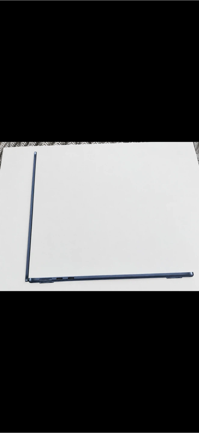 Apple MacBook Air 13-inch M3 16GB 512GB - photo 2
