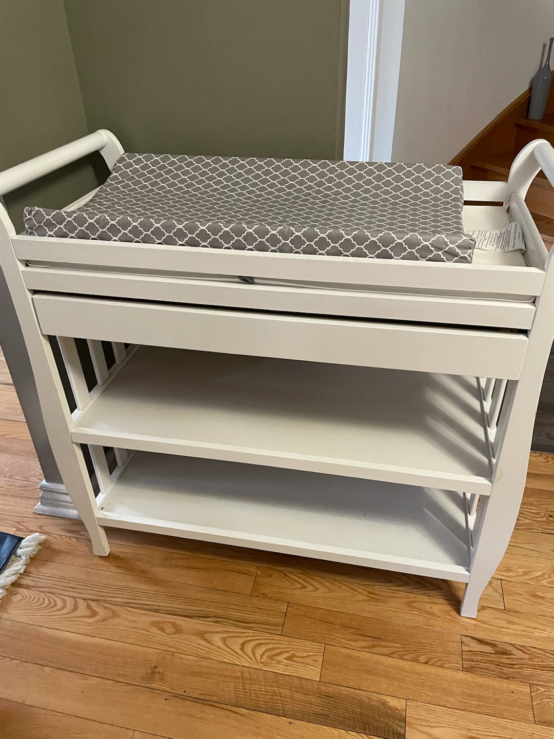 Baby Changing Table with Pad excellent condition