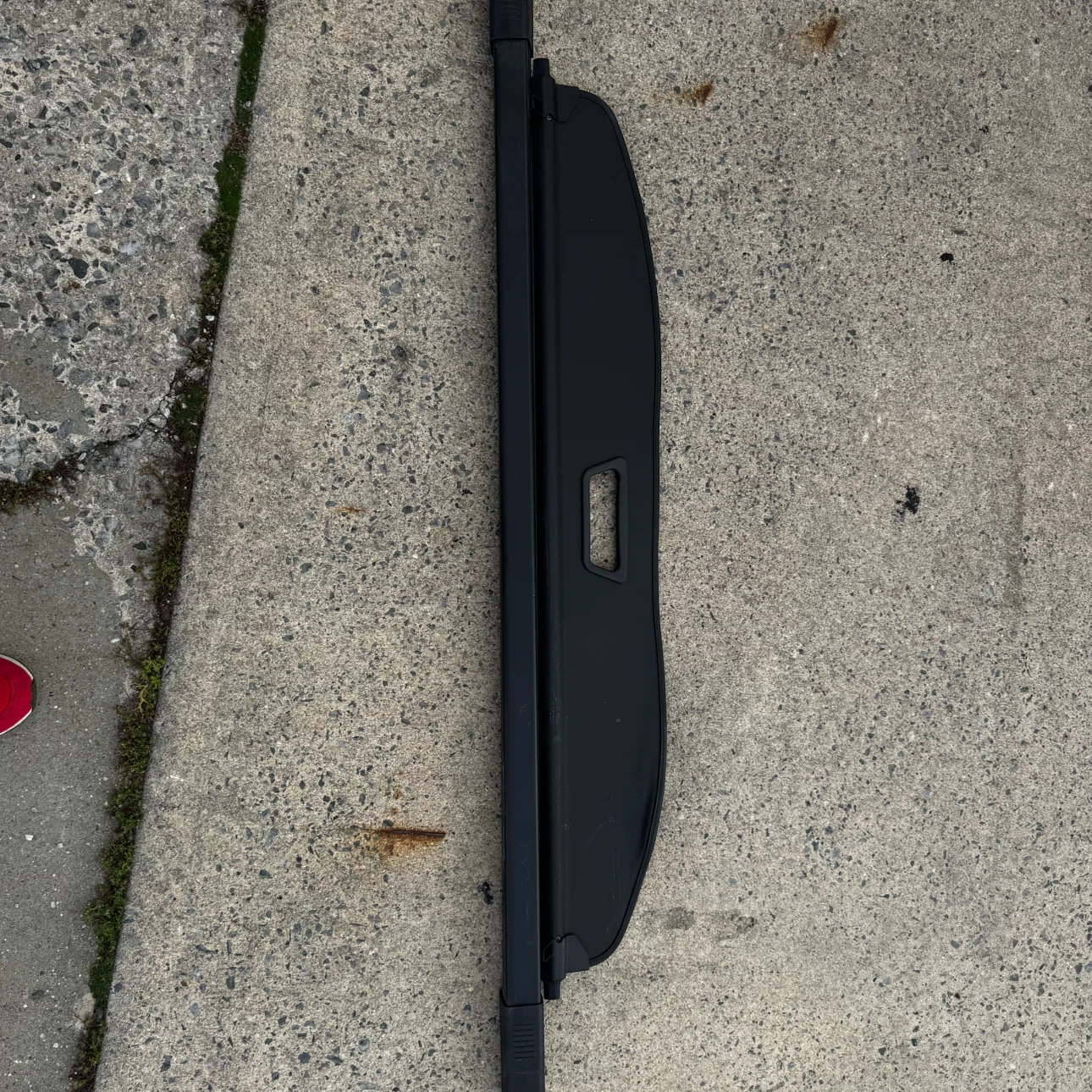 Toyota RAV4 Cargo Cover Black