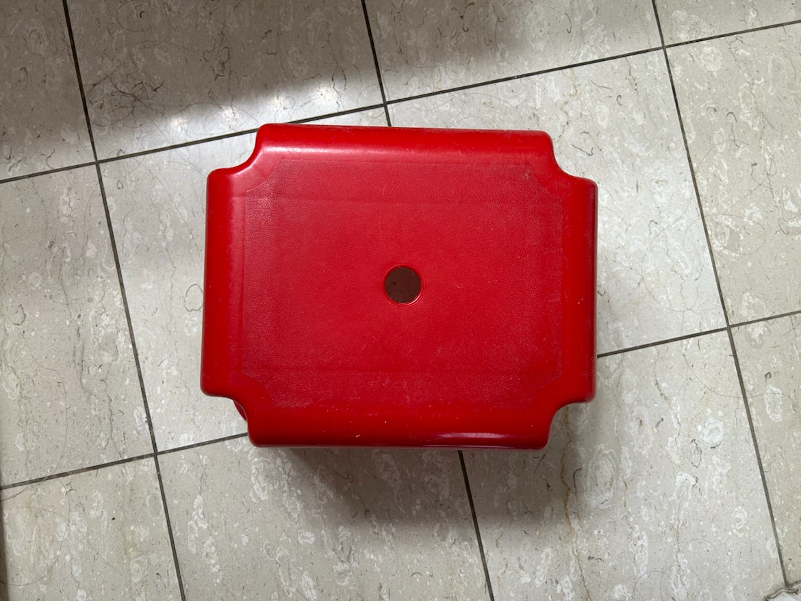 Red Plastic Stool - photo 2