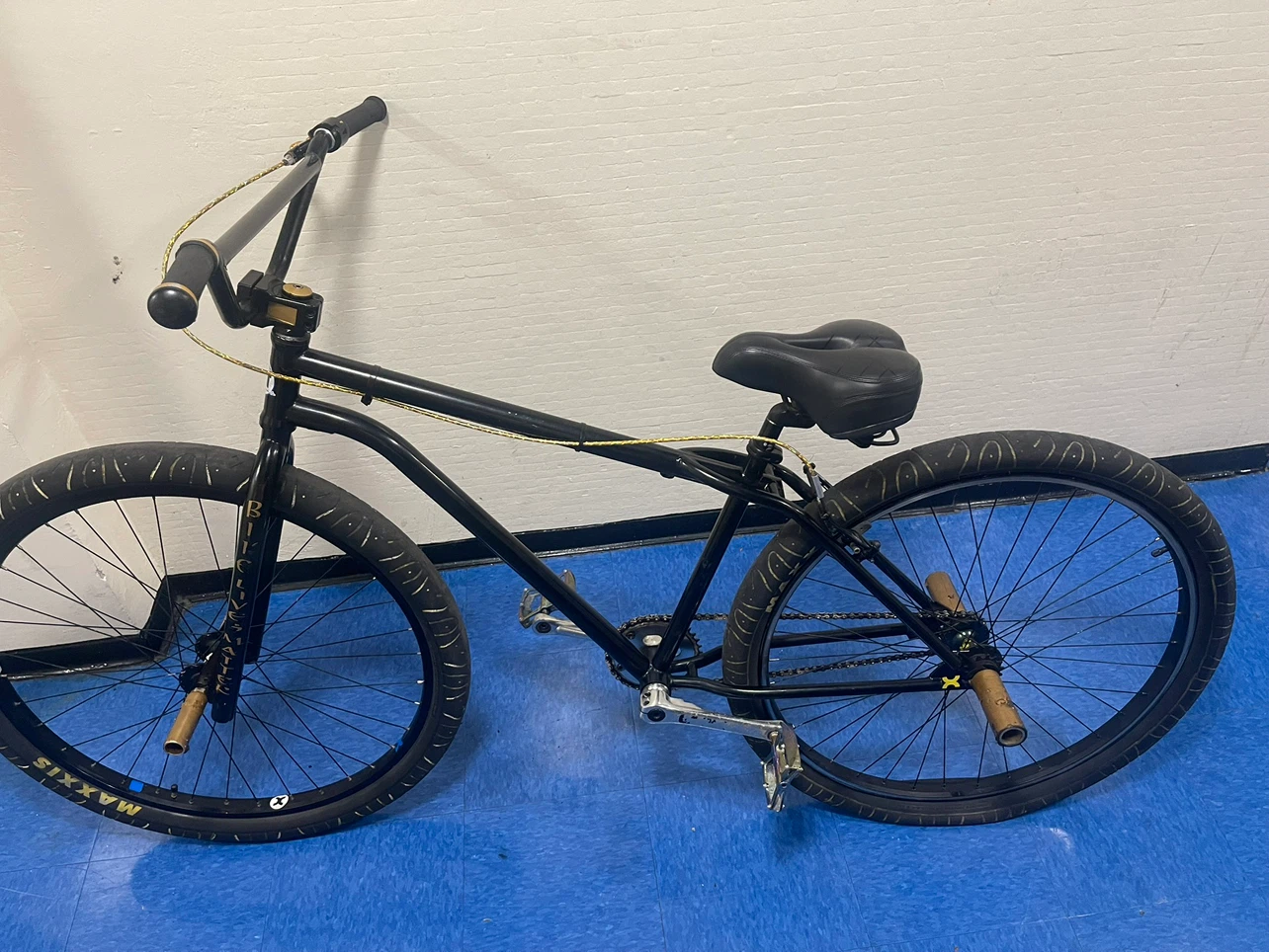 GT BMX Bike - photo 2