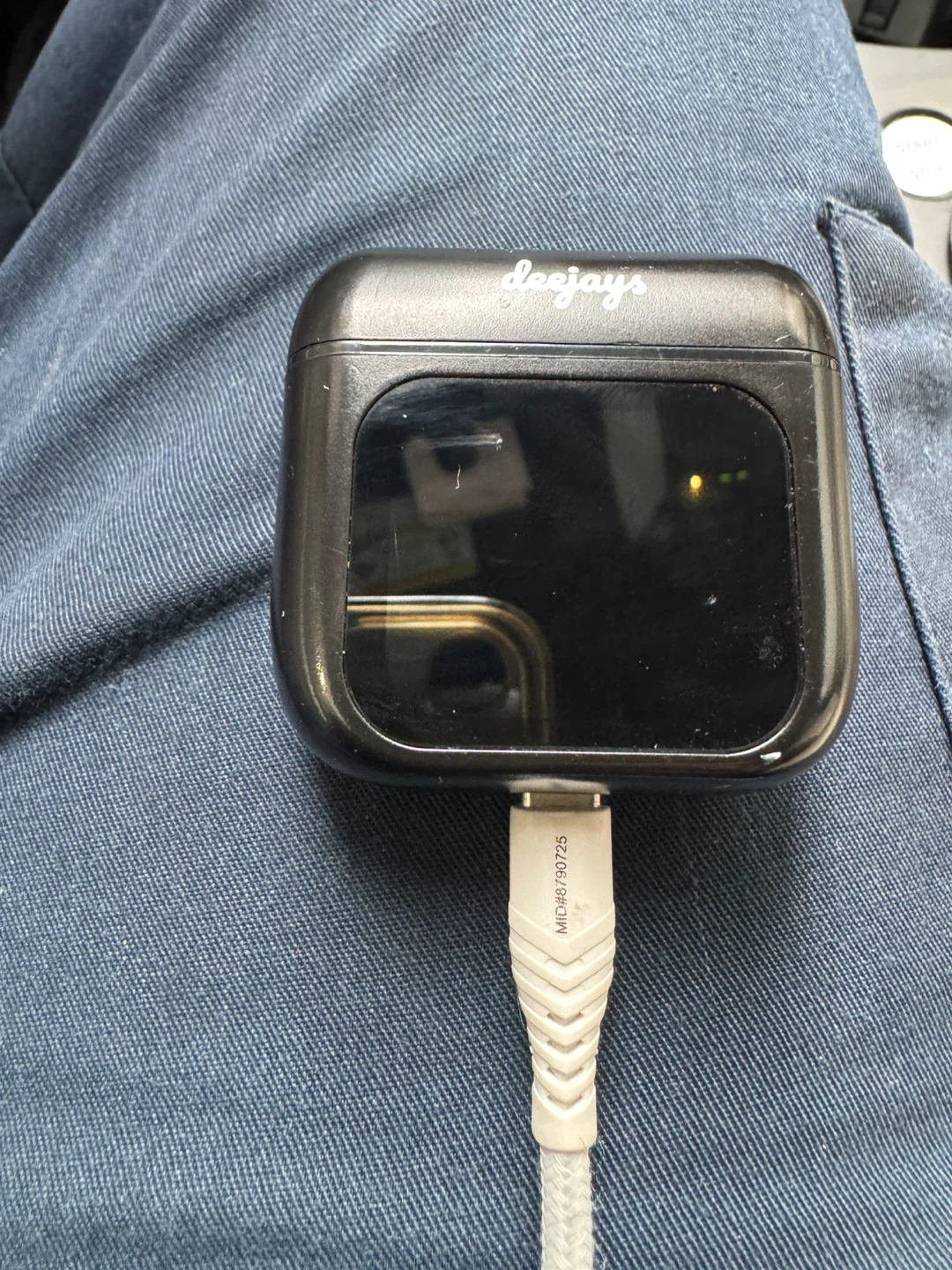 Deejays Earbuds Charging Case