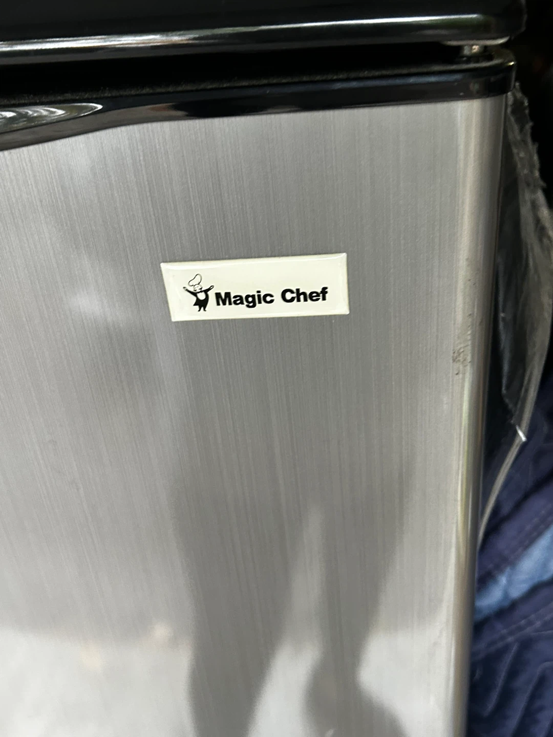 Magic Chef Mini Fridge - photo 2