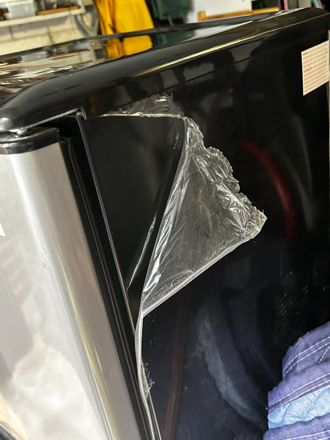 Magic Chef Mini Fridge - photo 3