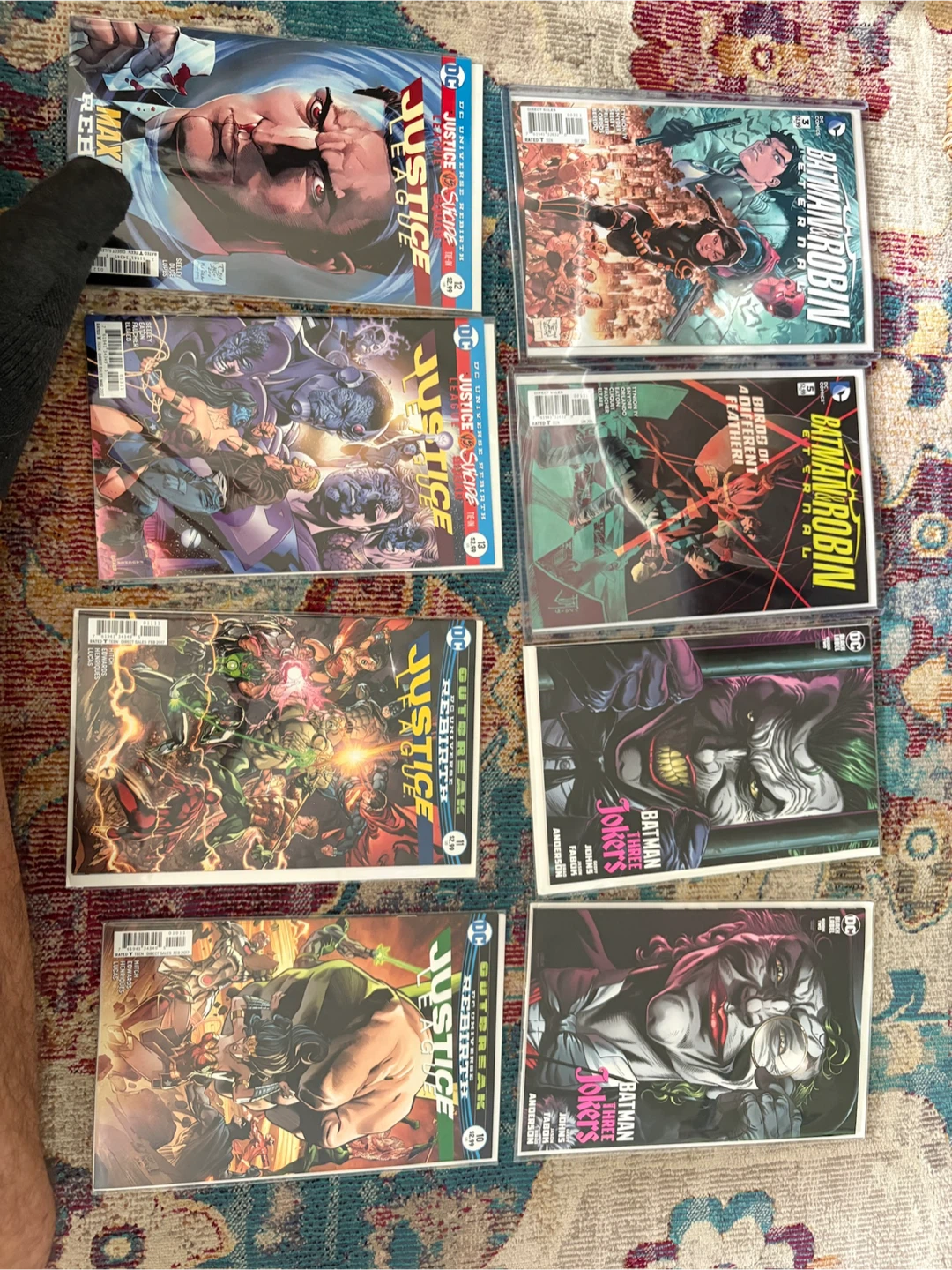Collection of DC Comics Rebirth and Batman Eternal Issues - photo 4