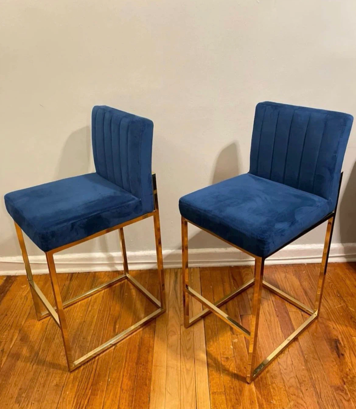 Bar Stools (Set of 2) $80 - photo 3
