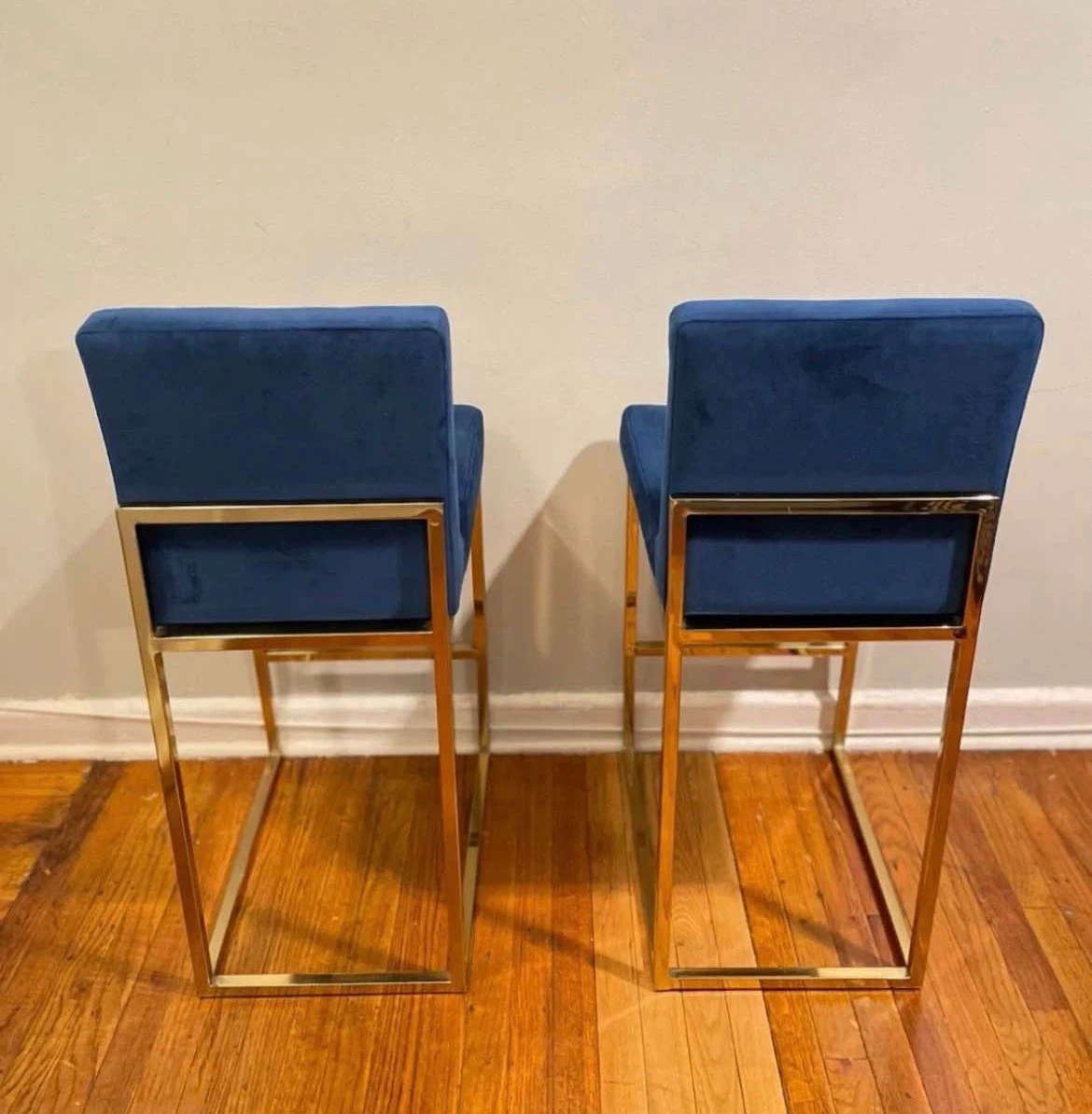 Bar Stools (Set of 2) $80 - photo 4