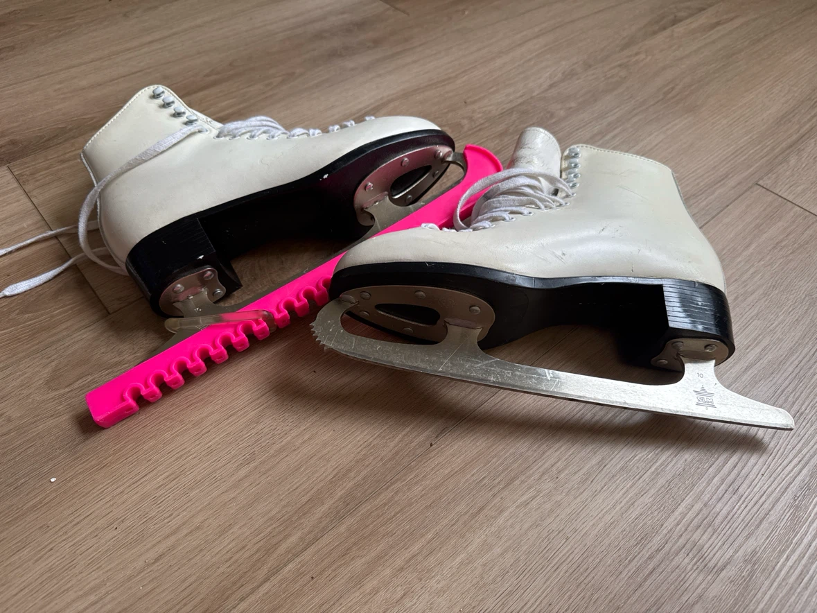 SLM Figure Skates Size 10