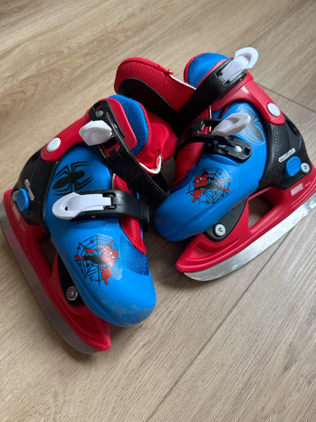 Marvel Spider-Man Adjustable Kids Ice Skates - photo 3