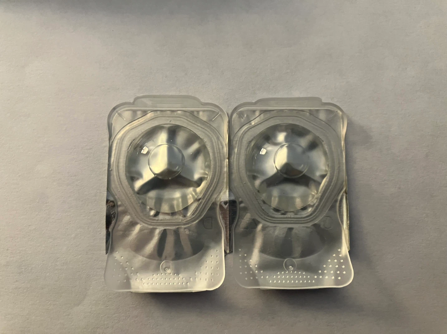 Acuvue Oasys Contact Lenses -6.50 BC 8.4 - photo 3