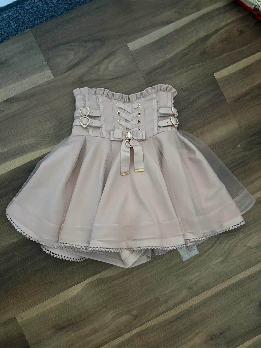 Liz Lisa Pink Lace-Up Sukapan