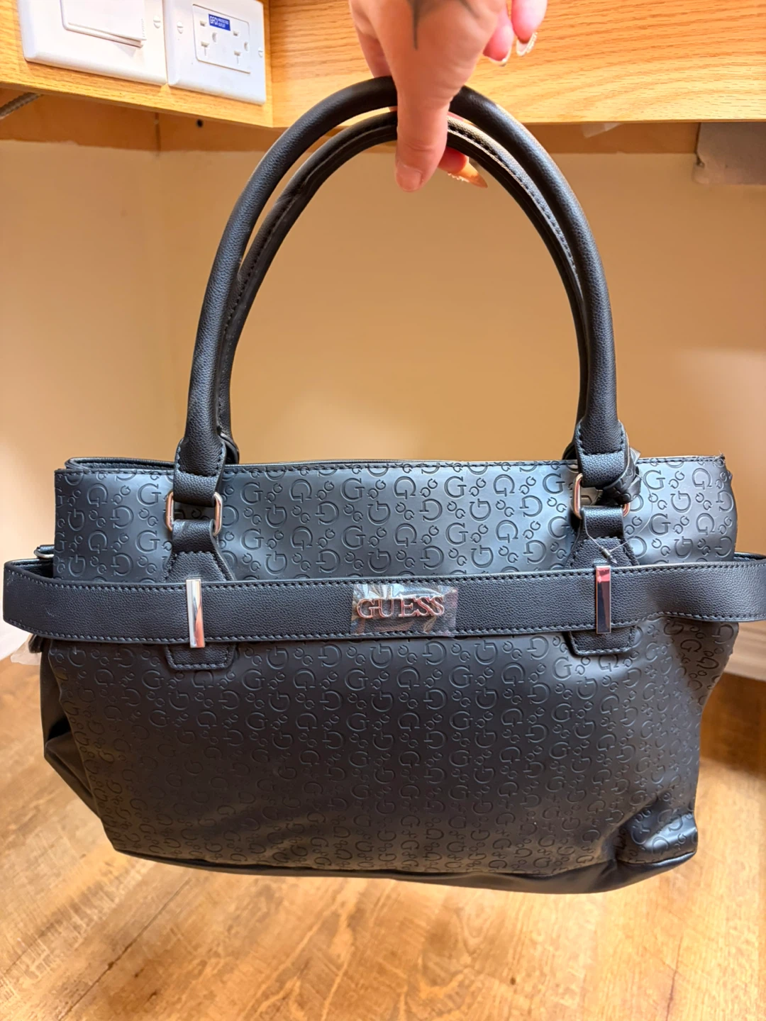 Guess Amana Black Handbag - photo 3