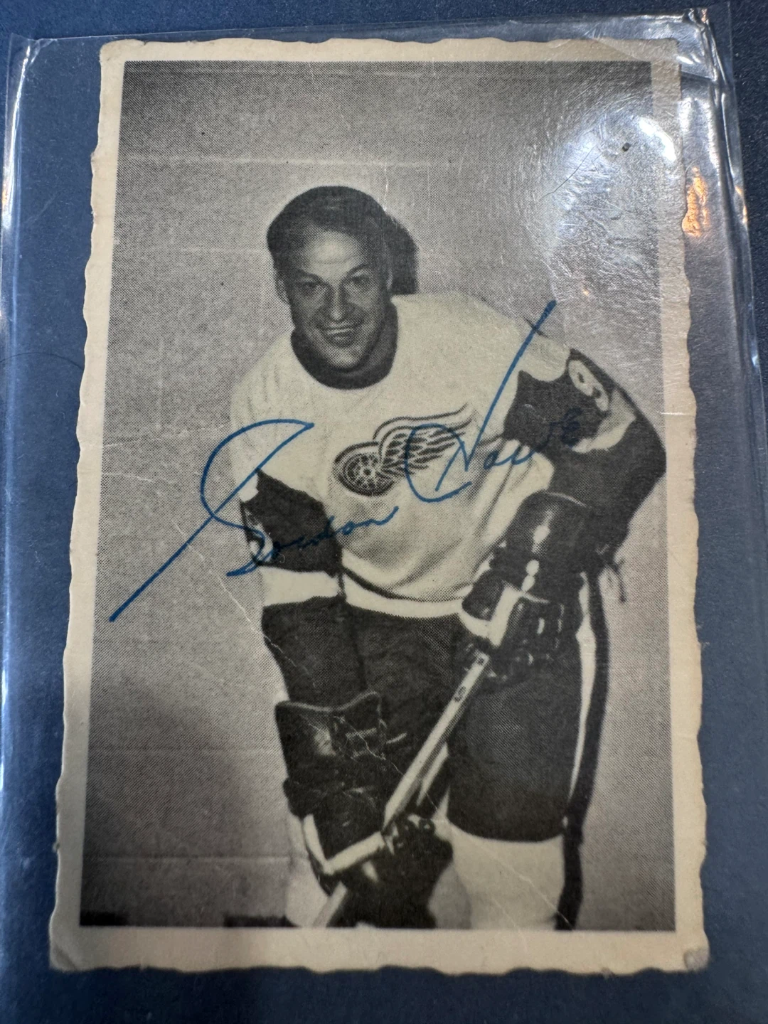 Gordie Howe No. 18 of 48 o-pee-chee 1970-71