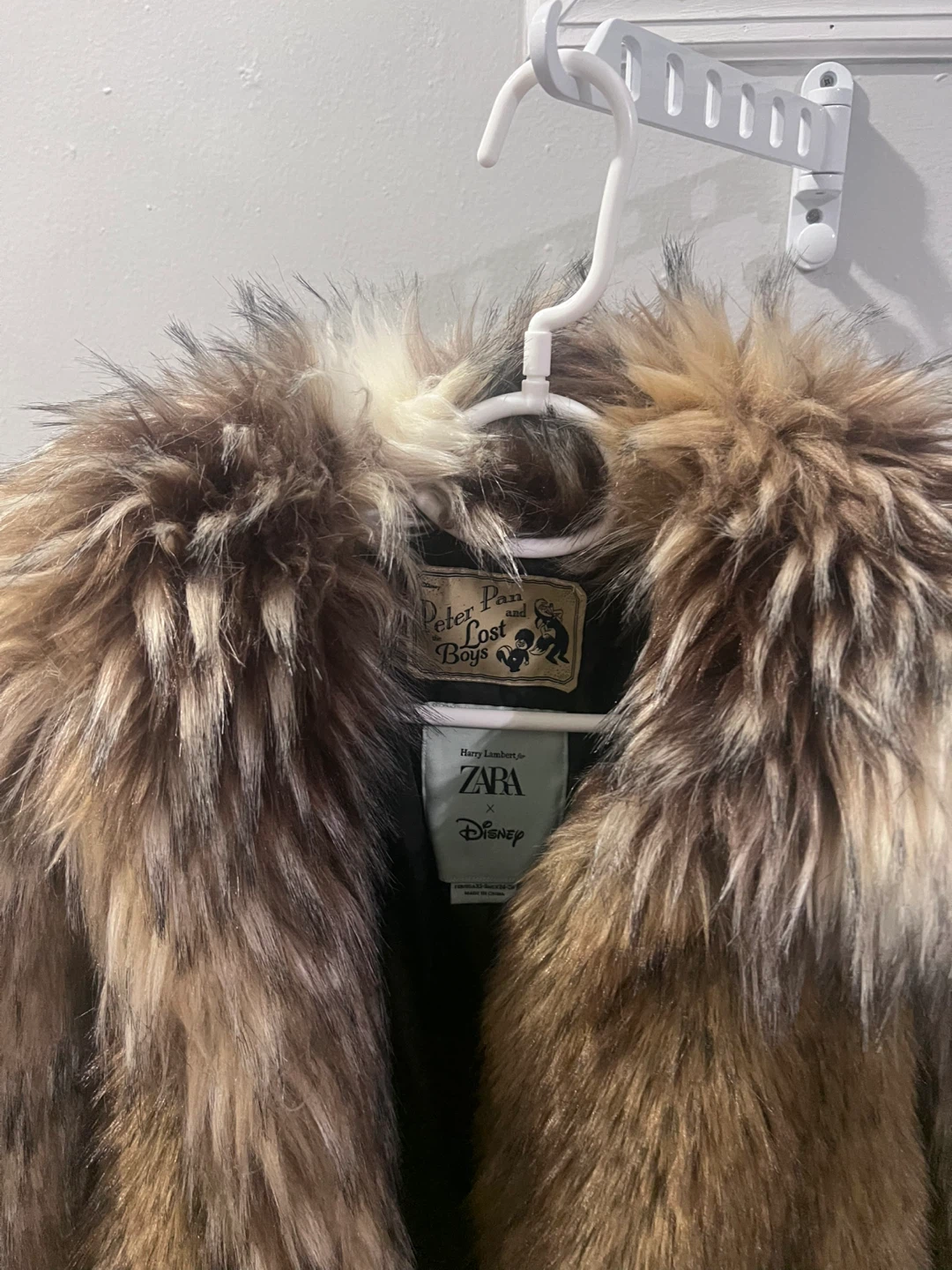 Zara x Disney Peter Pan Faux Fur Coat - photo 2