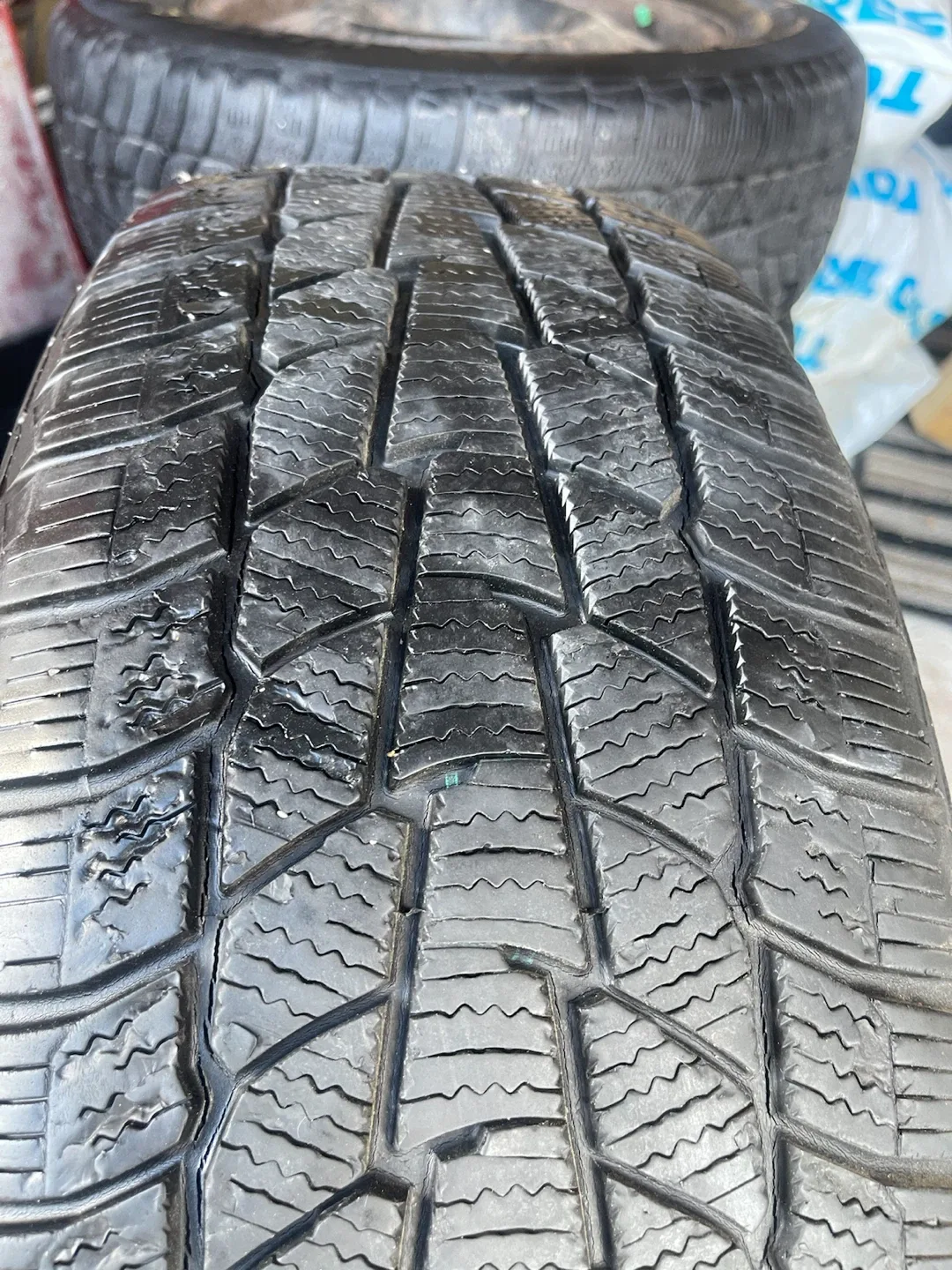 Winter tires and rims 225/65/17 - photo 5