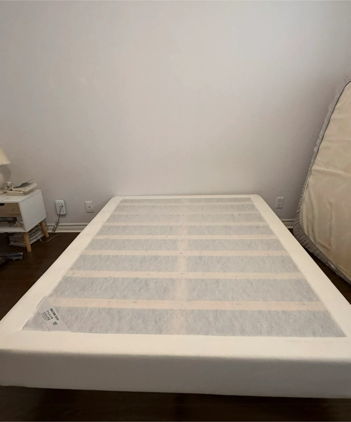 Queen size IKEA Sultan Jam Bed frame. - photo 3