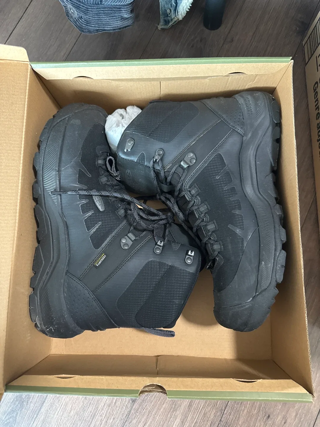 Keen Revel IV Exp Mid Polar Men's Boots