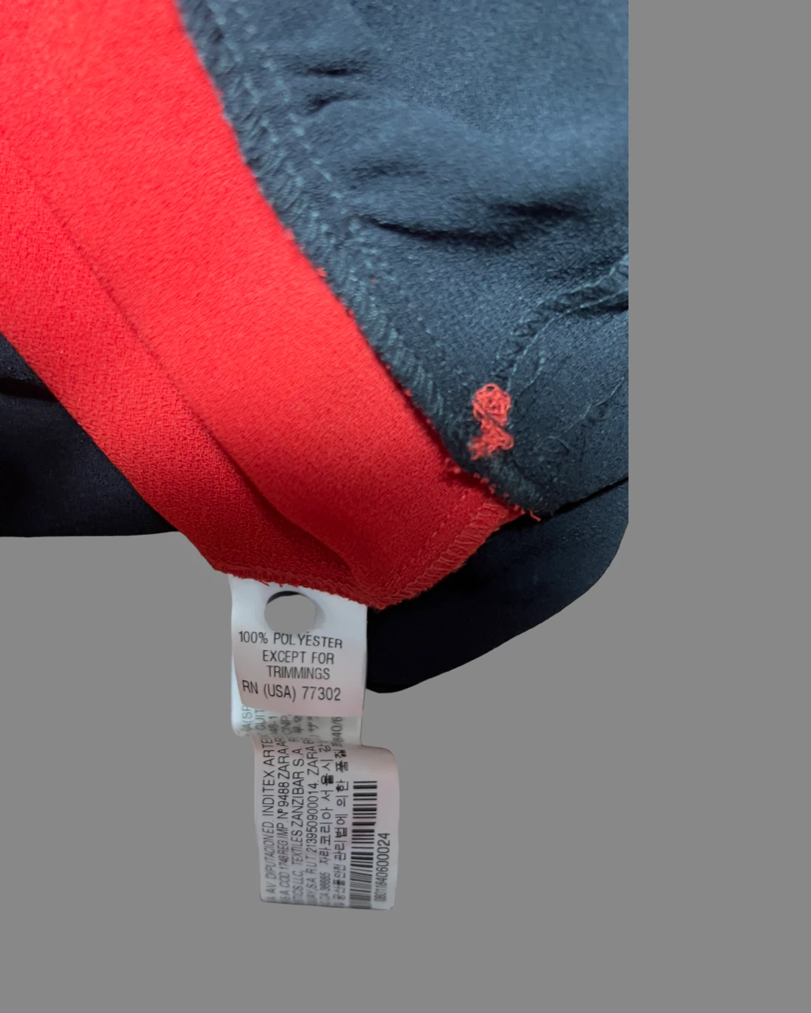 Zara Woman Sleeveless Red and Black Embellished Top - photo 3