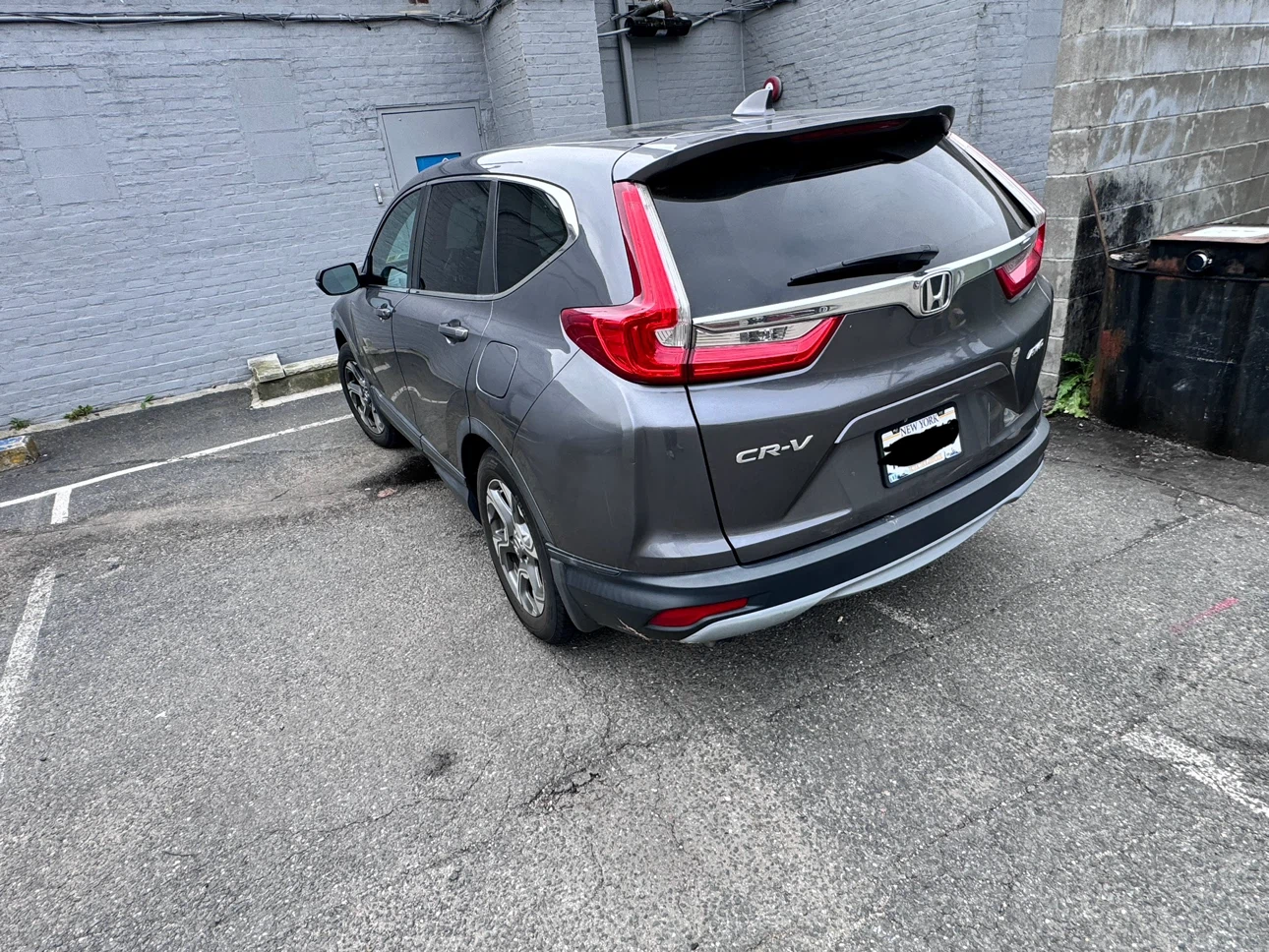 Grey Honda CR-V AWD - photo 5