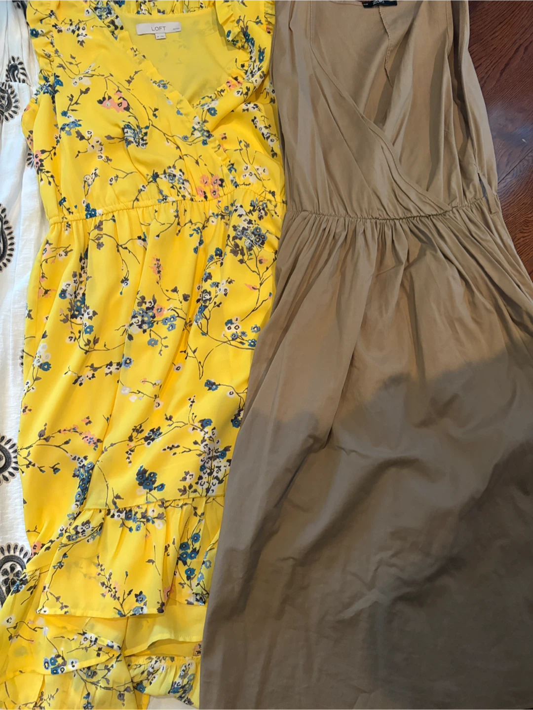 Assorted Women's Dresses - photo 2