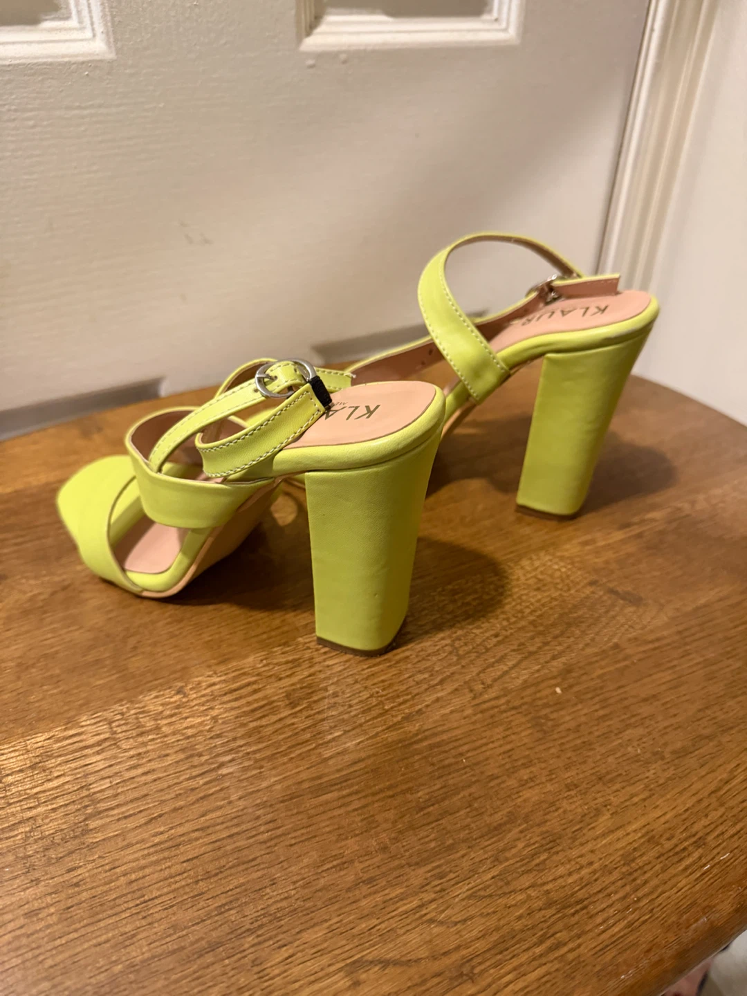 Klaur Melbourne Neon Yellow Block Heels - photo 4