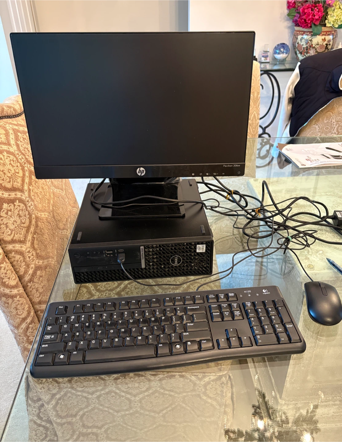 Dell OptiPlex 5080 Desktop with HP Monitor and Keyboard - photo 2
