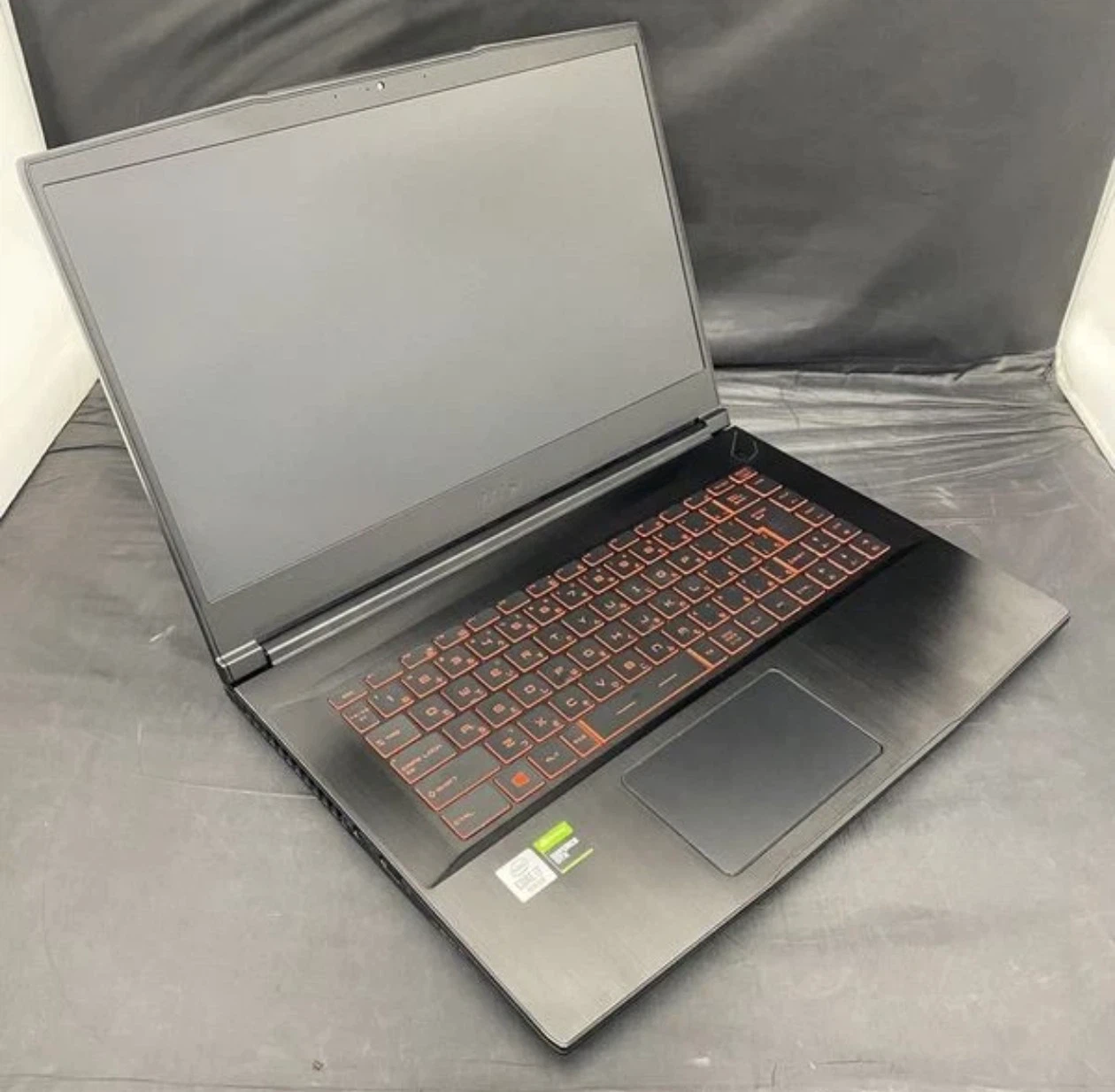 MSI GF65 THIN 10SDR 15.6 i7-10750H 16GB 512GB SSD