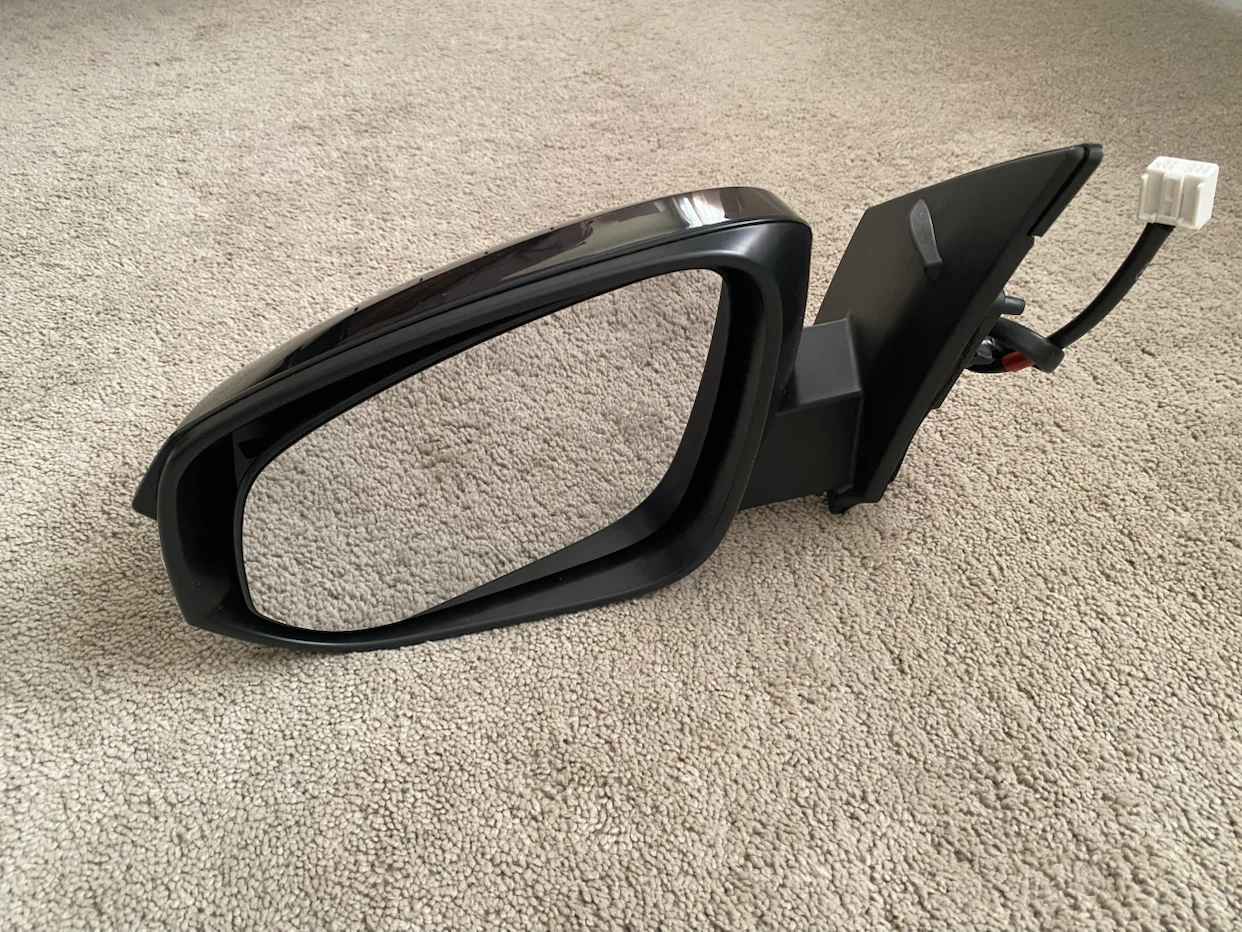 Mirror fit Corolla
