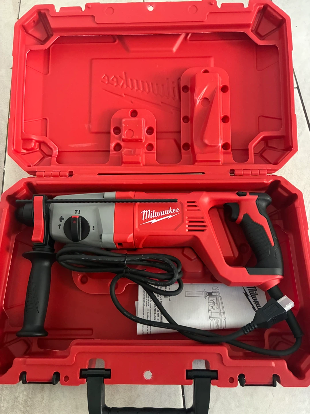Milwaukee 1" SDS Plus Rotary Hammer 5262-21 - photo 3