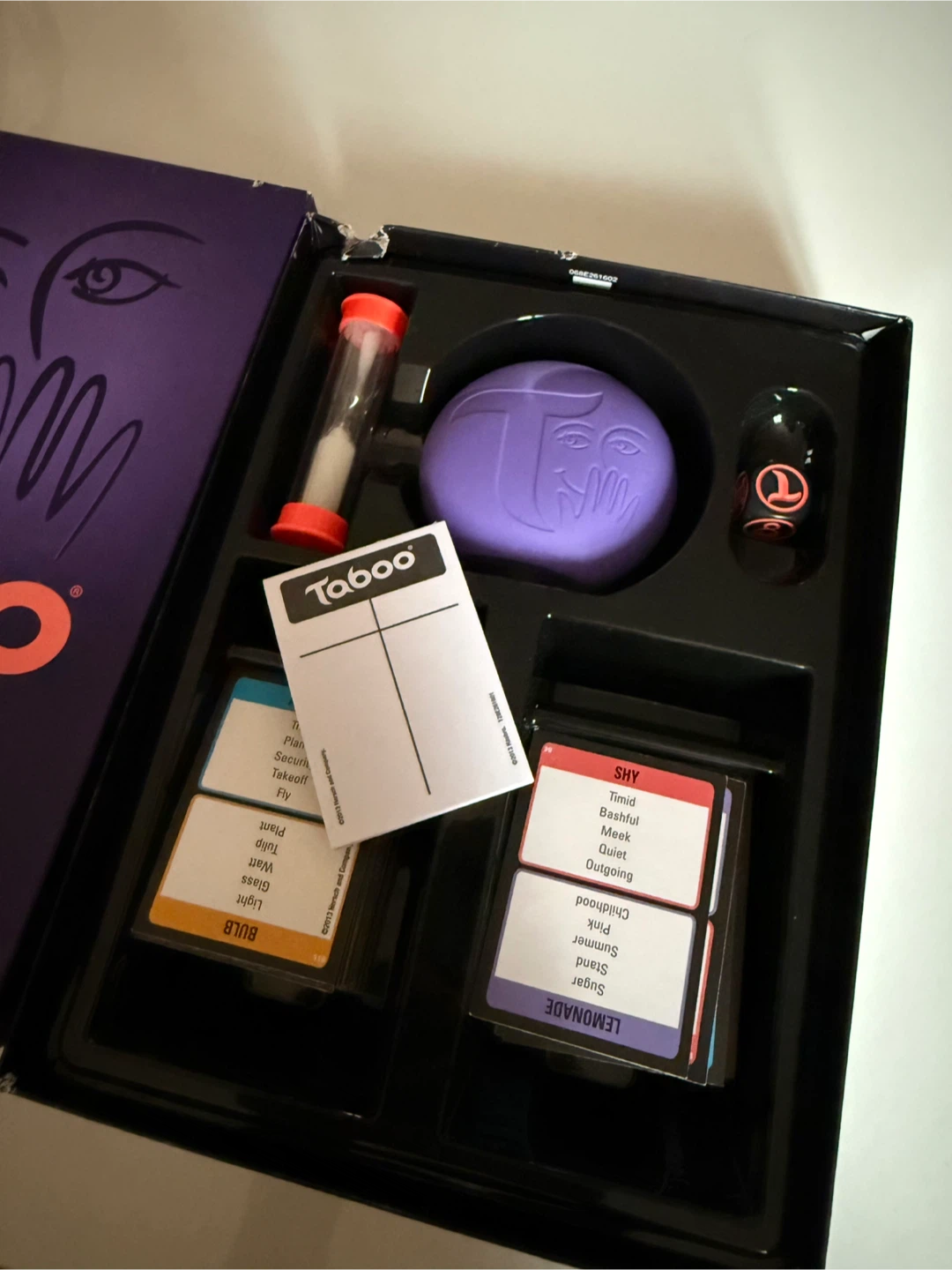 Hasbro Gaming Taboo Board Game - photo 3