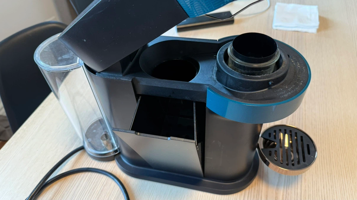 Nespresso Vertuo Pop Coffee Machine - photo 3