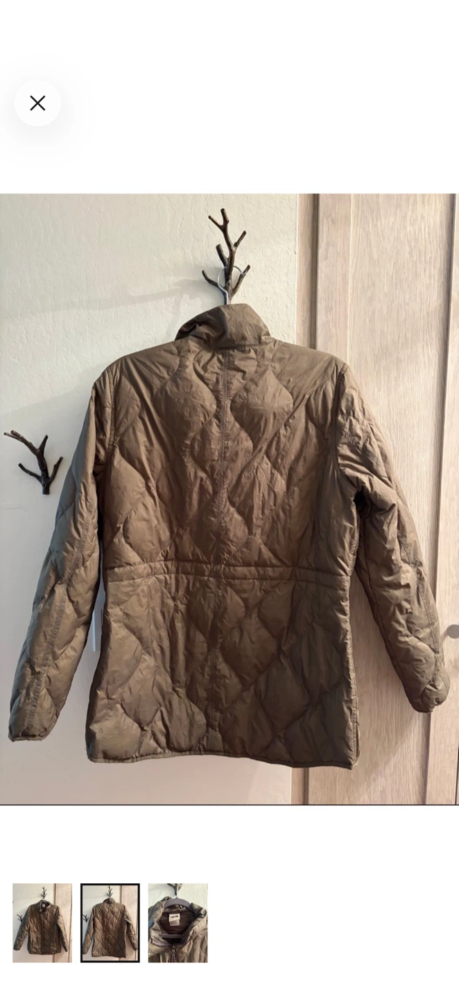 Woman’s Large North Face Jacket Coat - photo 2