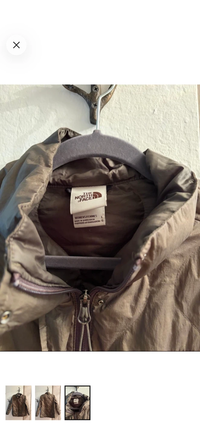 Woman’s Large North Face Jacket Coat - photo 3