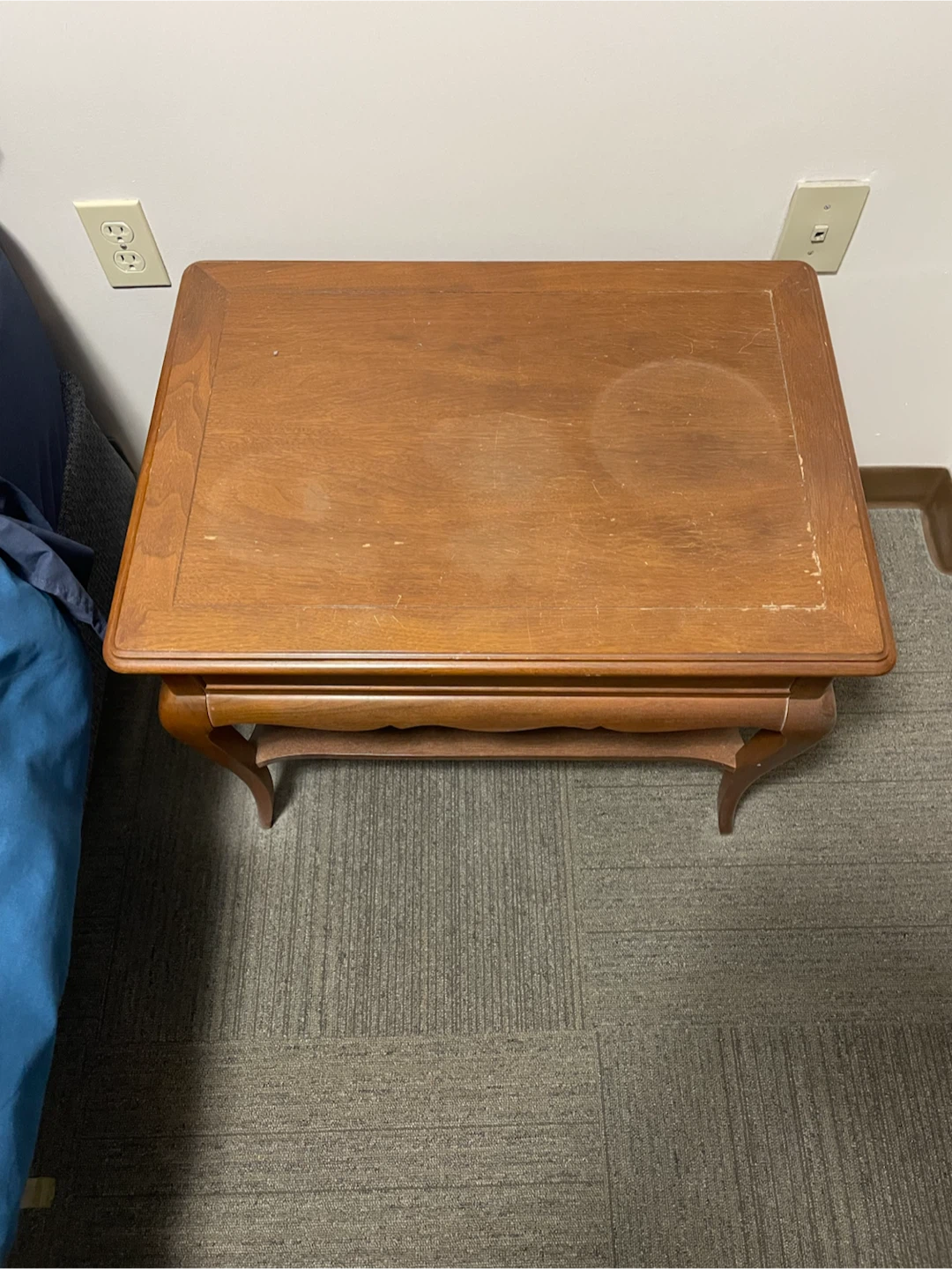 Wooden end table - photo 2